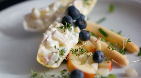 Ensalada de achicoria  con arándanos